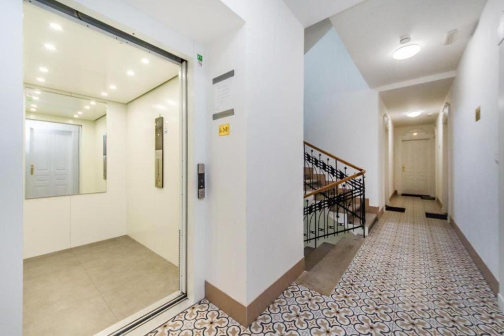 Rooftop Penthouse With Terrace, Prime Location 布拉格 外观 照片